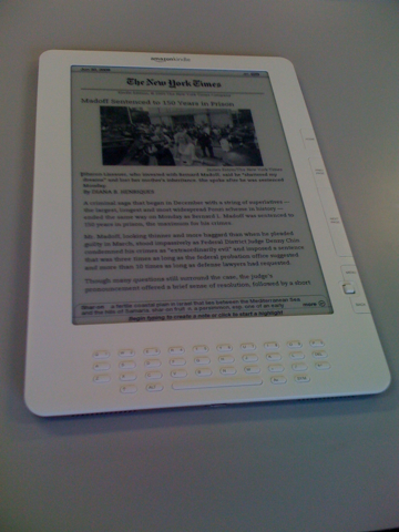 Amazon Kindle DX